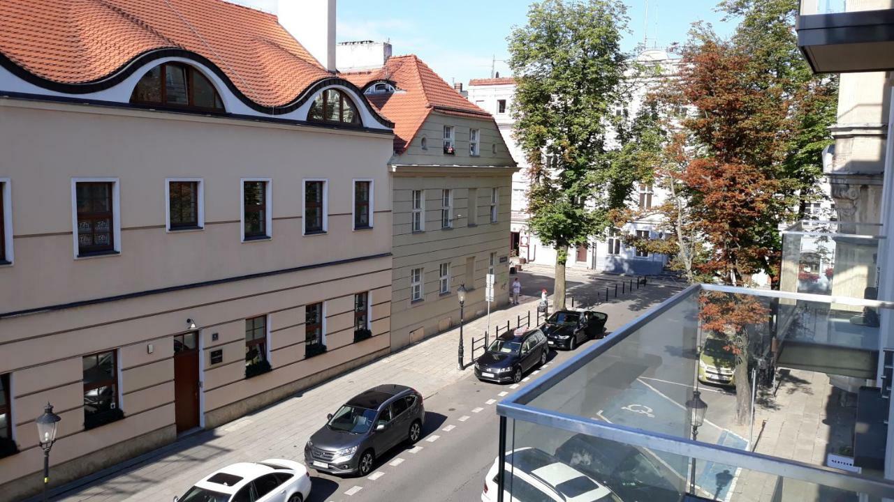 L&L Apartment Old Town Poznań Exteriör bild